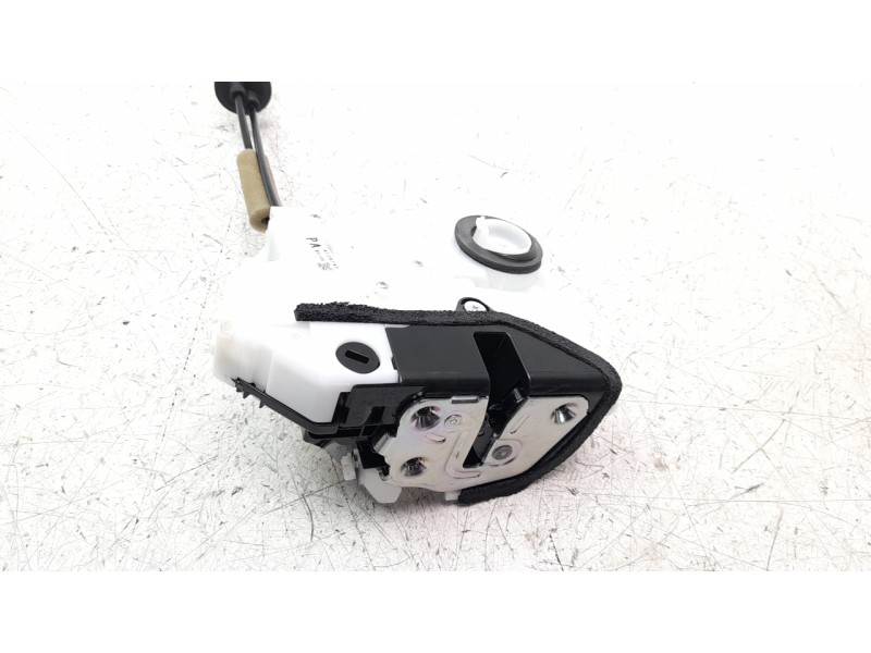 Recambio de cerradura puerta trasera derecha para mazda 3 berlina (bp) referencia OEM IAM A17B142BCJH  