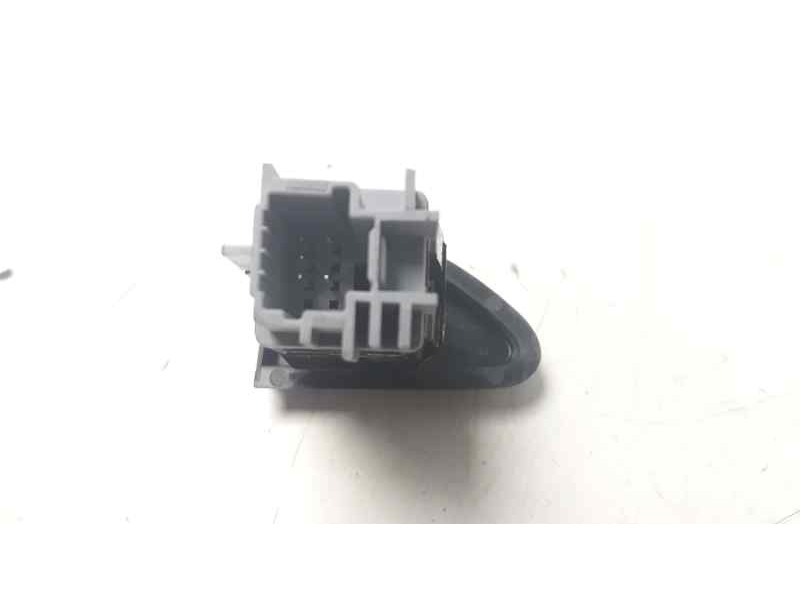 Recambio de interruptor para renault clio iv limited referencia OEM IAM 252103678R  