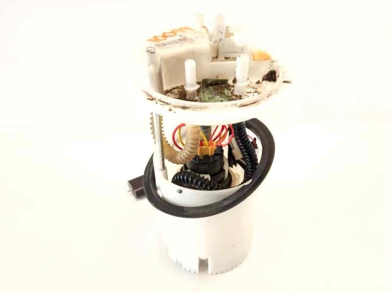 Recambio de bomba combustible para peugeot bipper 1.3 16v hdi fap referencia OEM IAM 51856578 0580203103 