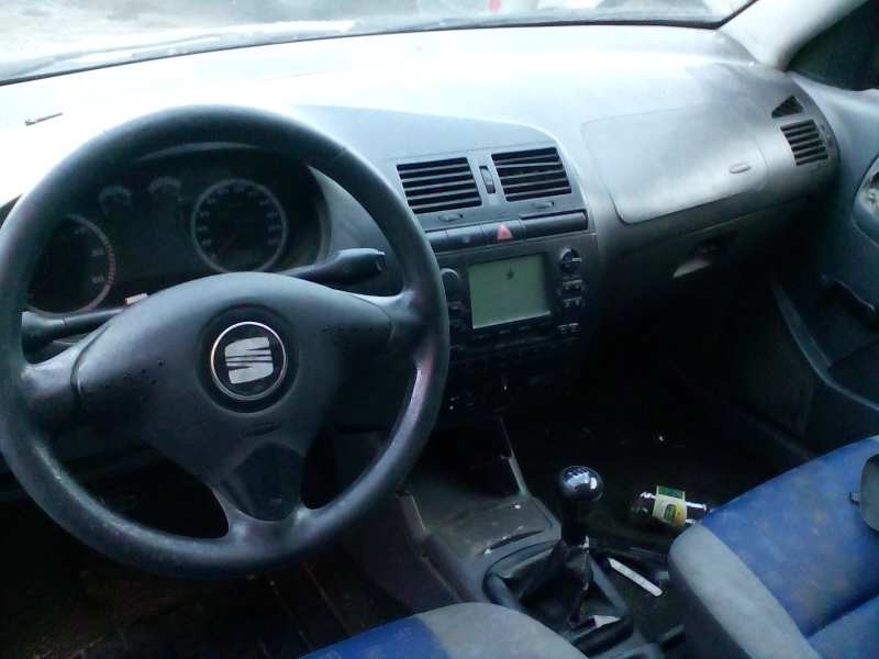 seat ibiza (6k1) del año 2001