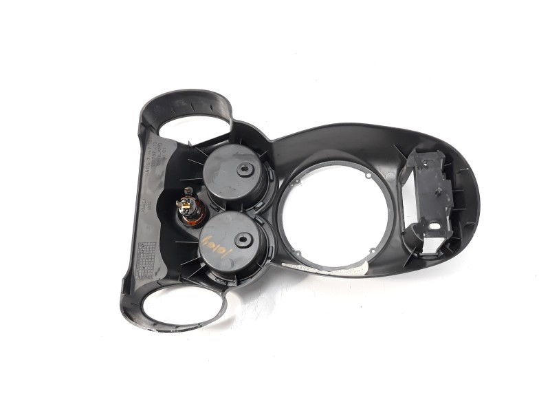 Recambio de moldura para mini mini (r50,r53) one referencia OEM IAM 7147179  
