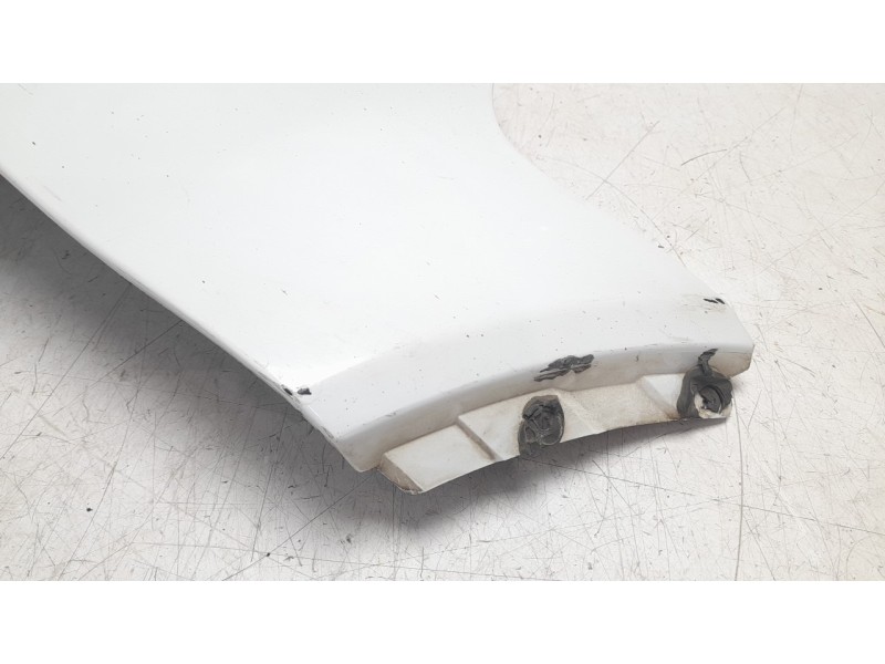 Recambio de puntera paragolpes trasera derecha para land rover evoque referencia OEM IAM BJ3217926A  