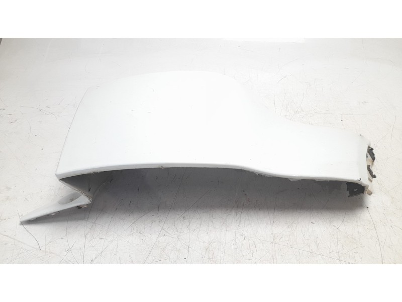 Recambio de puntera paragolpes trasera derecha para land rover evoque referencia OEM IAM BJ3217926A  