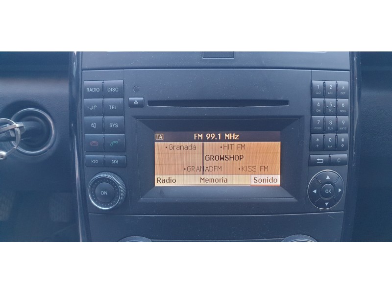 Recambio de sistema audio / radio cd para mercedes-benz clase a (w169) 1.5 cat referencia OEM IAM A1699002000  