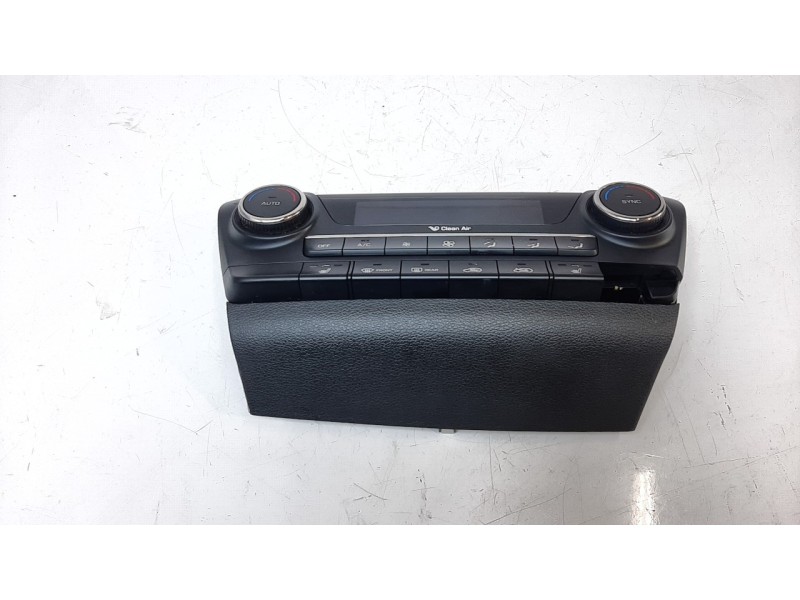 Recambio de mando climatizador para hyundai tucson classic blue referencia OEM IAM 97250D7210TRY  