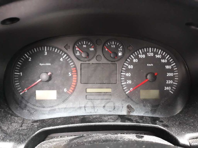 seat toledo (1m2) del año 2000