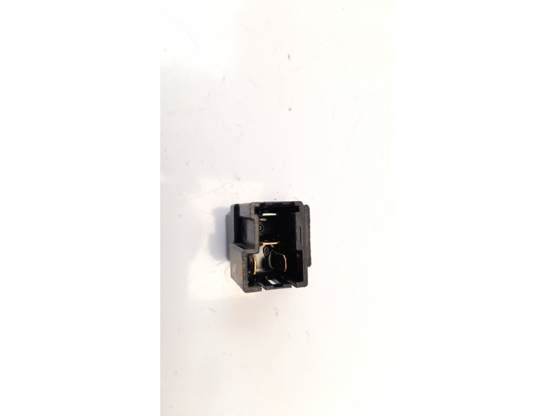 Recambio de rele inyeccion para yamaha fz 1 / fz 6 fazer fz 6 s2  (rj14) referencia OEM IAM 5EA202  