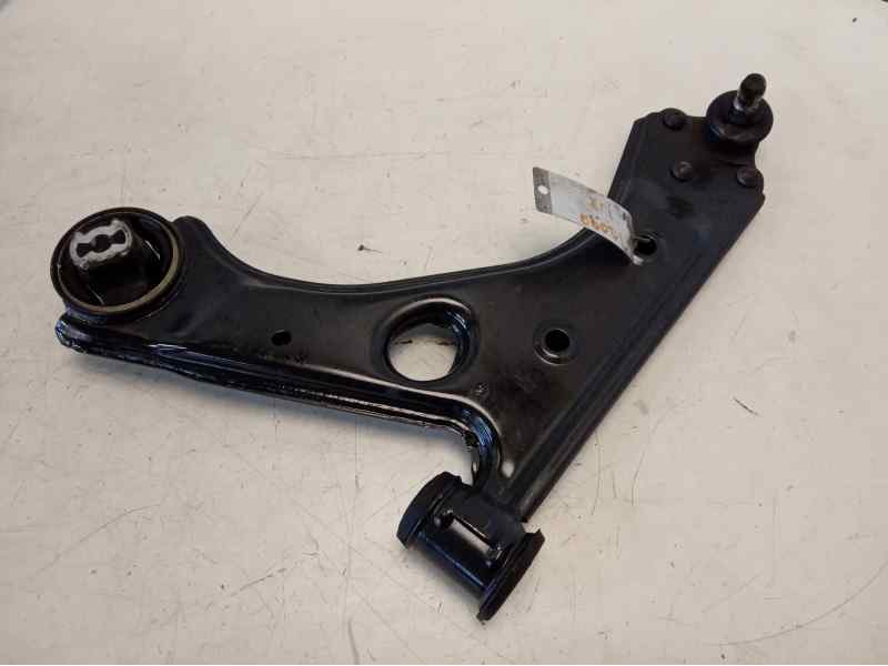 Recambio de brazo suspension inferior delantero izquierdo para peugeot bipper 1.3 16v hdi fap referencia OEM IAM 3520W3 96901572