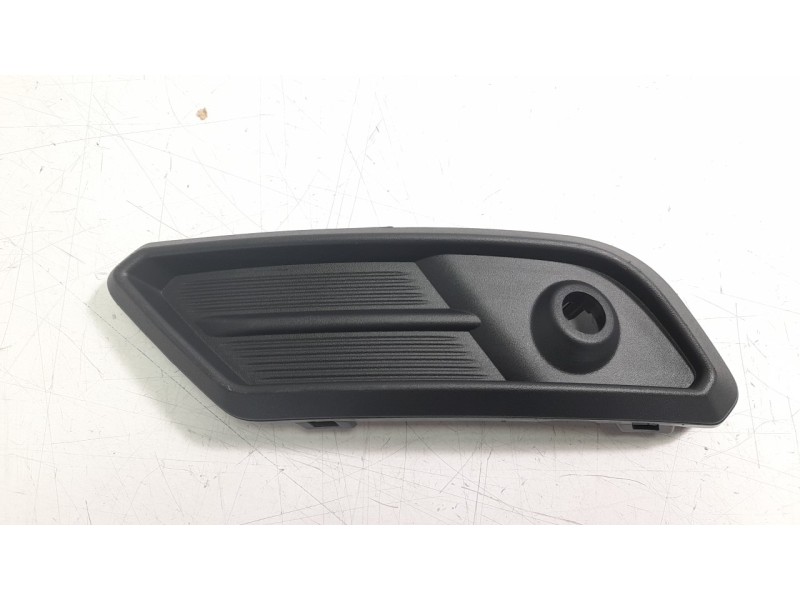 Recambio de molduras traseras para seat ateca (khp) style go referencia OEM IAM 575807056A  