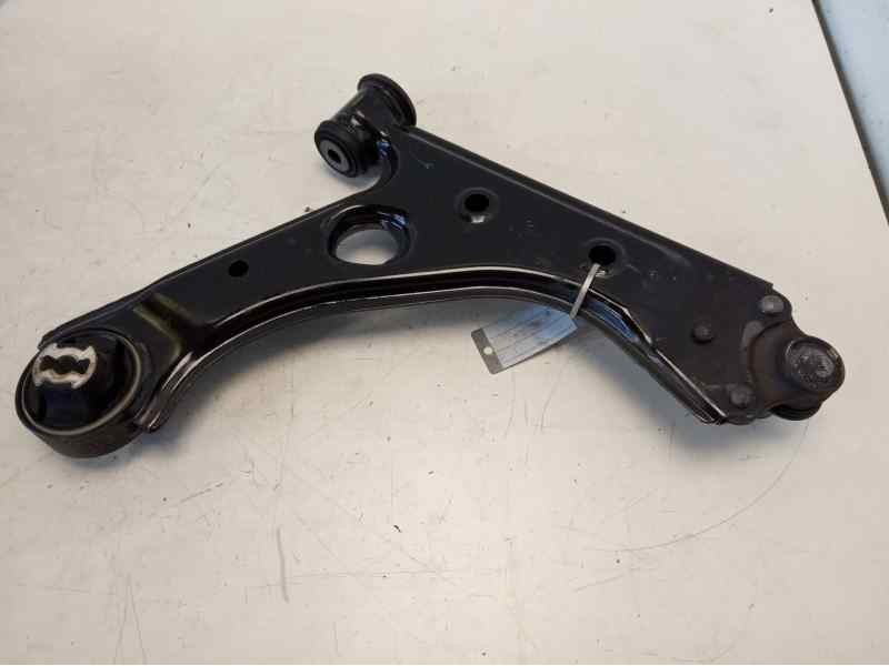 Recambio de brazo suspension inferior delantero izquierdo para peugeot bipper 1.3 16v hdi fap referencia OEM IAM 3520W3 96901572