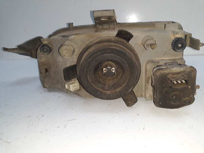 Recambio de faro derecho para fiat punto berl. (176) 1.1 referencia OEM IAM 46407145 101.09321001 FT1324603