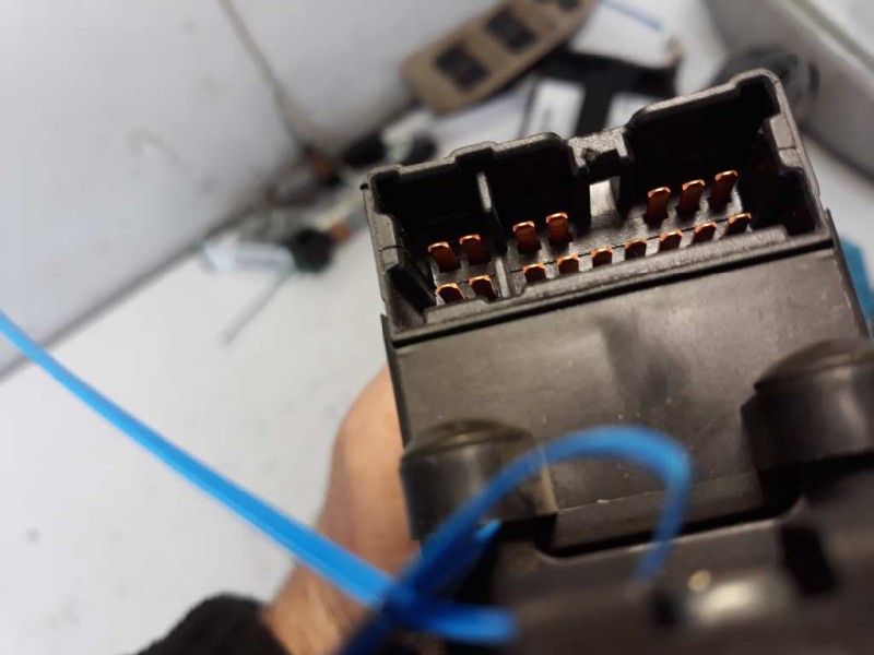 Recambio de mando elevalunas delantero izquierdo para nissan primera trav. (wp11) comfort referencia OEM IAM   