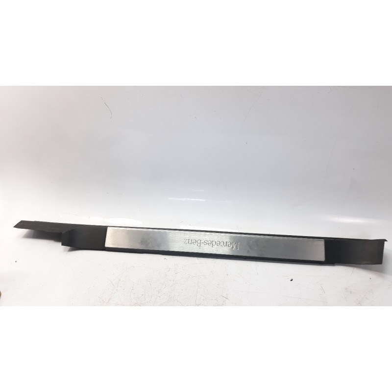 Recambio de moldura para mercedes-benz clase cl (w215) coupe 5.0 v8 24v cat referencia OEM IAM A2156800435  