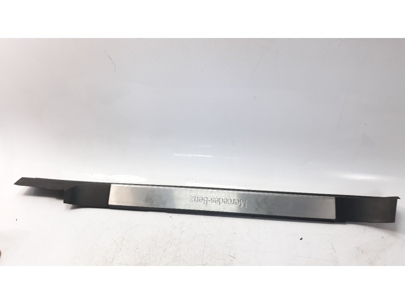 Recambio de moldura para mercedes-benz clase cl (w215) coupe 5.0 v8 24v cat referencia OEM IAM A2156800435  