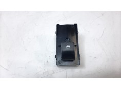 MANDO ELEVALUNAS TRASERO DERECHO 93581R2000 