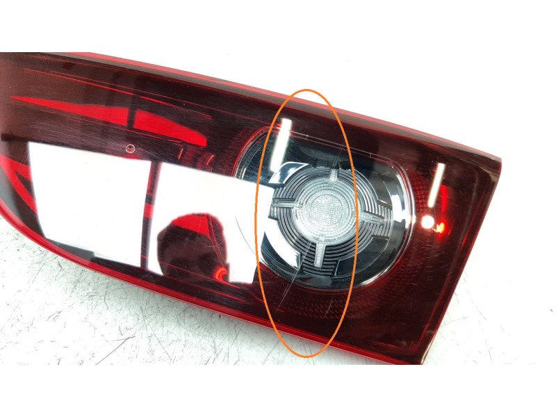 Recambio de piloto trasero derecho interior para mazda 3 sedán (bp) evolution referencia OEM IAM BGKM513F0  