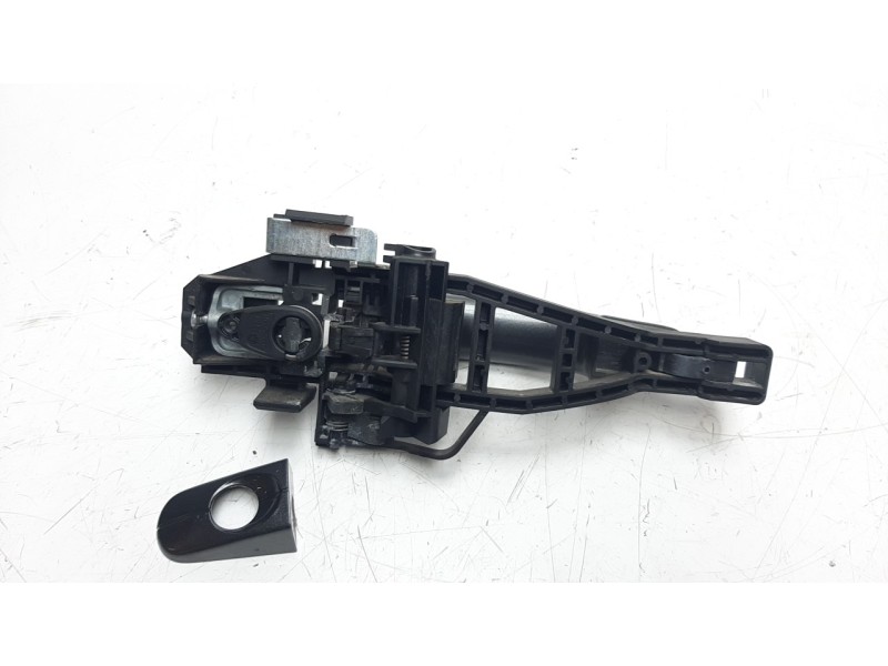 Recambio de maneta exterior delantera izquierda para ford kuga (cbs) 2.0 tdci cat referencia OEM IAM AM51U22404CAXWAA  