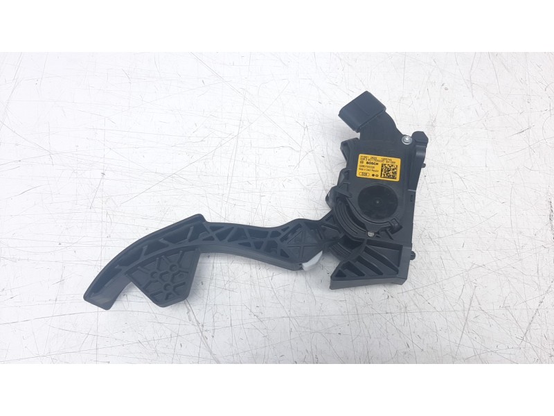 Recambio de potenciometro pedal para skoda fabia 1.0 tsi referencia OEM IAM 6C1723503D  