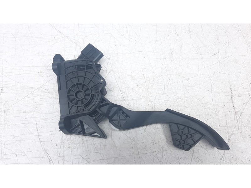 Recambio de potenciometro pedal para skoda fabia 1.0 tsi referencia OEM IAM 6C1723503D  