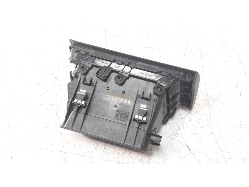 Recambio de rejilla aireadora para peugeot 308 referencia OEM IAM 96778766  