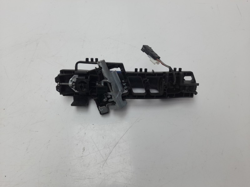 Recambio de maneta exterior delantera derecha para ford ecosport (cr6) titanium referencia OEM IAM CN158A61  