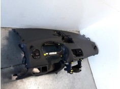 Recambio de salpicadero para opel meriva b 1.6 cdti dpf referencia OEM IAM 13315250   2