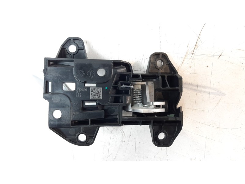 Recambio de maneta interior delantera izquierda para hyundai tucson referencia OEM IAM 82613N7000  