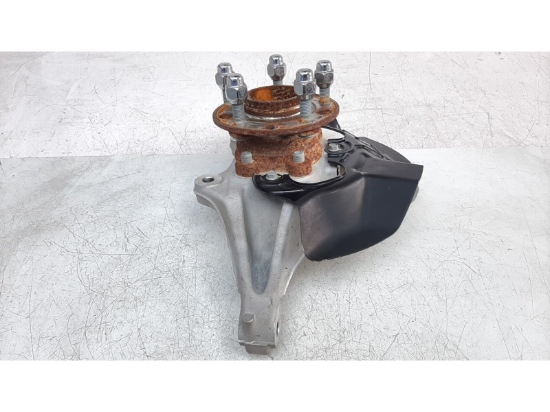 Recambio de mangueta delantera derecha para hyundai tucson referencia OEM IAM 51706N7100  