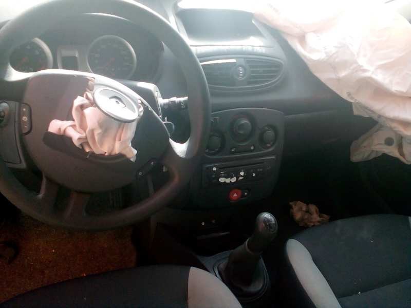 renault clio iii del año 2010