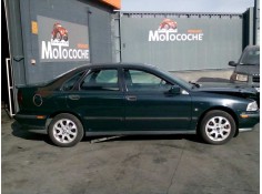 volvo s40 berlina del año 1999