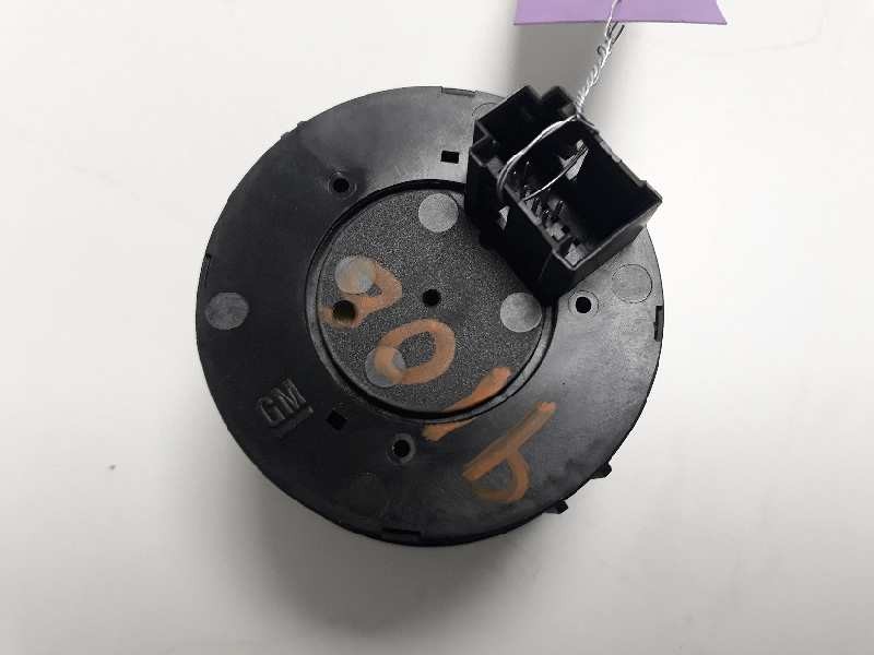 Recambio de mando luces para opel corsa d essentia referencia OEM IAM 13249396  