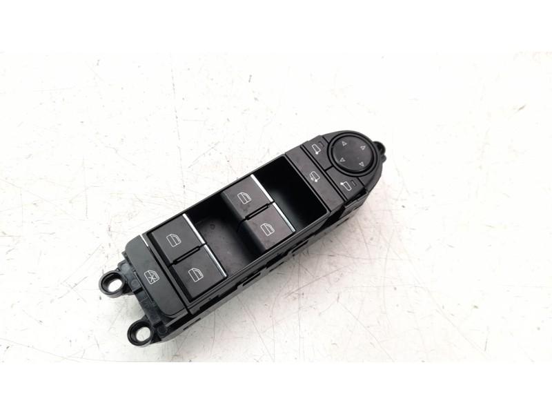 Recambio de mando elevalunas delantero izquierdo para mazda 3 berlina (bp) referencia OEM IAM BDMC66350B  