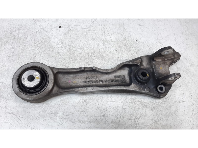 Recambio de brazo suspension inferior delantero izquierdo para jaguar xf 3.0 v6 24v cat referencia OEM IAM 3C255  