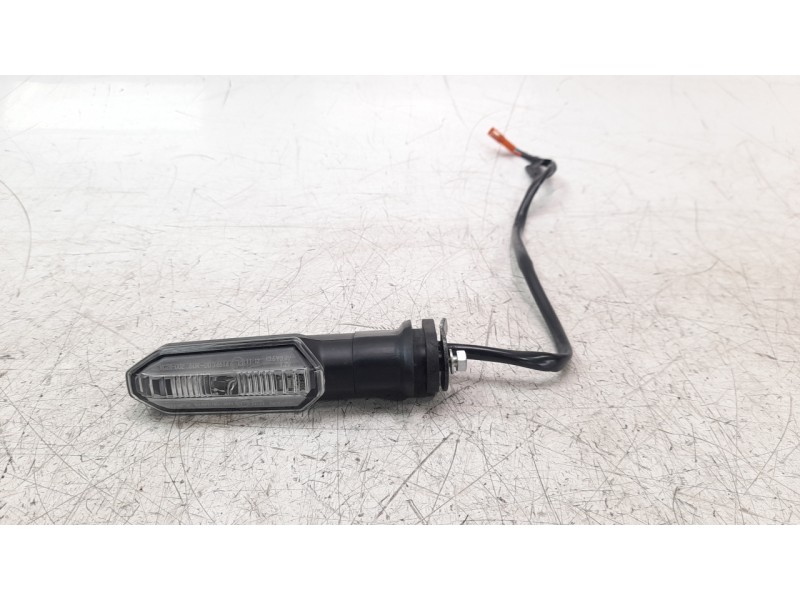 Recambio de piloto trasero izquierdo para honda cbr 500r cbr 500 r referencia OEM IAM 33650MKPD01  