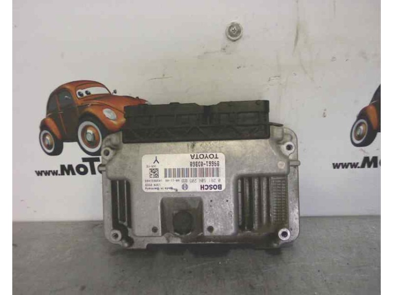 Recambio de centralita motor uce para toyota yaris 1.0 cat referencia OEM IAM 896610DB60 0261S04205 