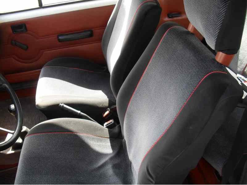 opel corsa a del año 1983