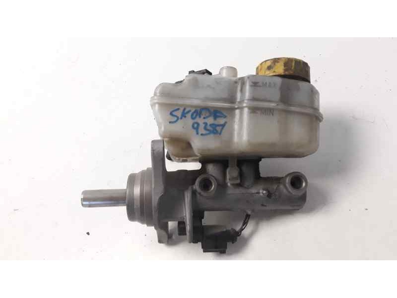 Recambio de bomba freno para skoda rapid ambition referencia OEM IAM   