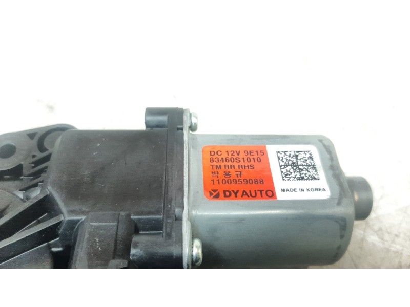 Recambio de motor elevalunas trasero derecho para hyundai santa fe 2.2 crdi cat referencia OEM IAM 83460S1010  