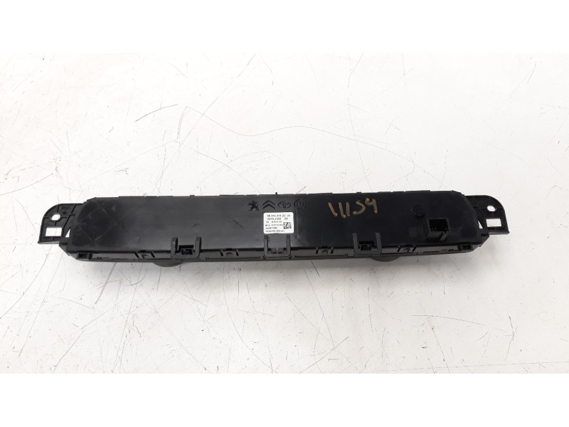 Recambio de mando climatizador para peugeot partner kombi 1.6 referencia OEM IAM 98340416ZD  
