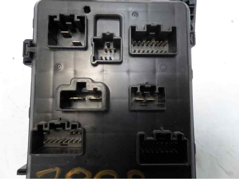 Recambio de caja reles / fusibles para ford mondeo berlina (ge) ambiente referencia OEM IAM 1S7T14A073AF  