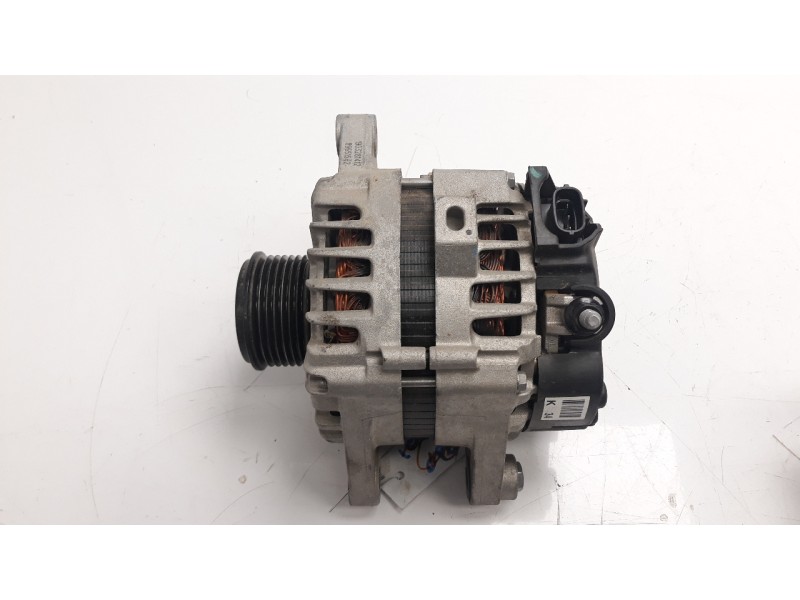 Recambio de alternador para hyundai i20 1.2 16v cat referencia OEM IAM 3730003355 ALF970123 A2614287