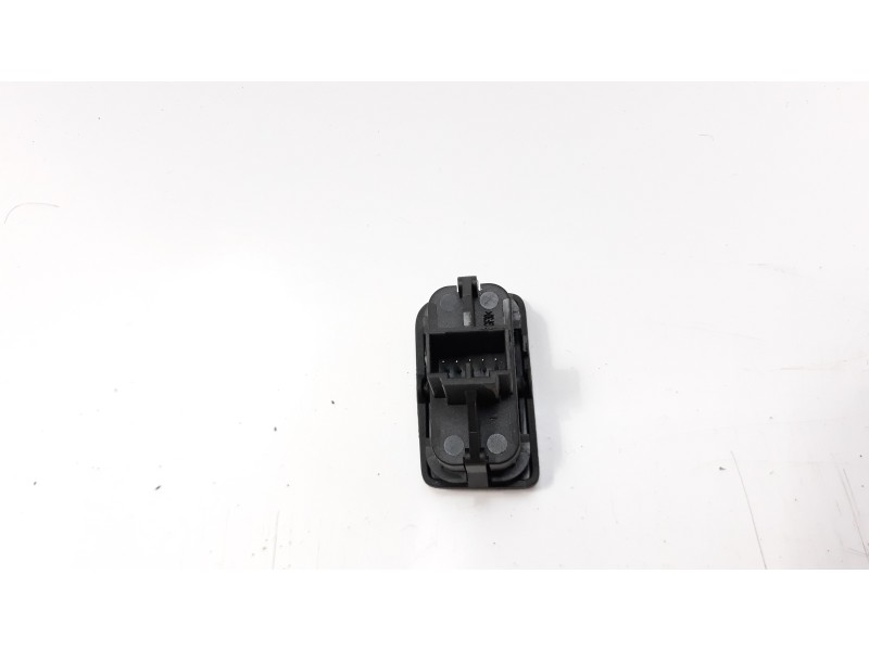 Recambio de interruptor para volvo c30 2.0 d momentum referencia OEM IAM 30773333  