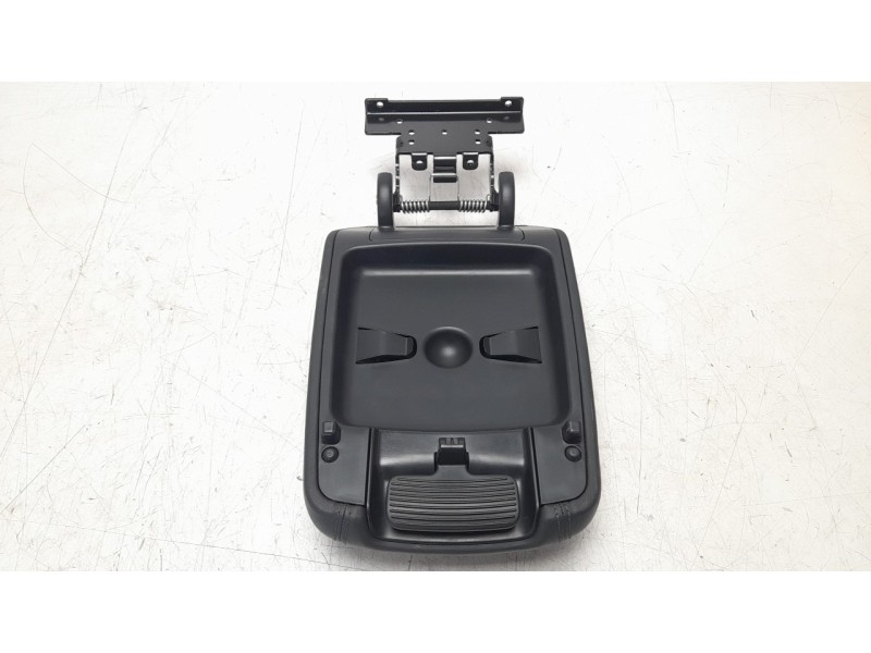 Recambio de apoyabrazos central para hyundai santa fe 2.2 crdi cat referencia OEM IAM 84660S1000NNB  