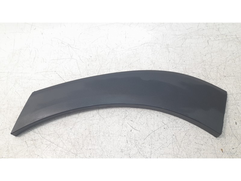 Recambio de aletin trasero izquierdo para hyundai tucson classic blue referencia OEM IAM 87743D7000  