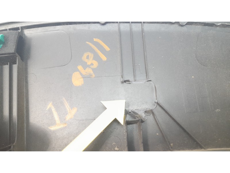 Recambio de aletin trasero izquierdo para hyundai tucson classic blue referencia OEM IAM 87743D7000  