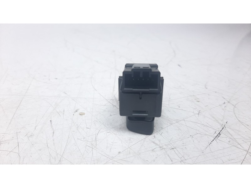 Recambio de interruptor para volvo v60 familiar 2.0 diesel cat referencia OEM IAM 31433409  