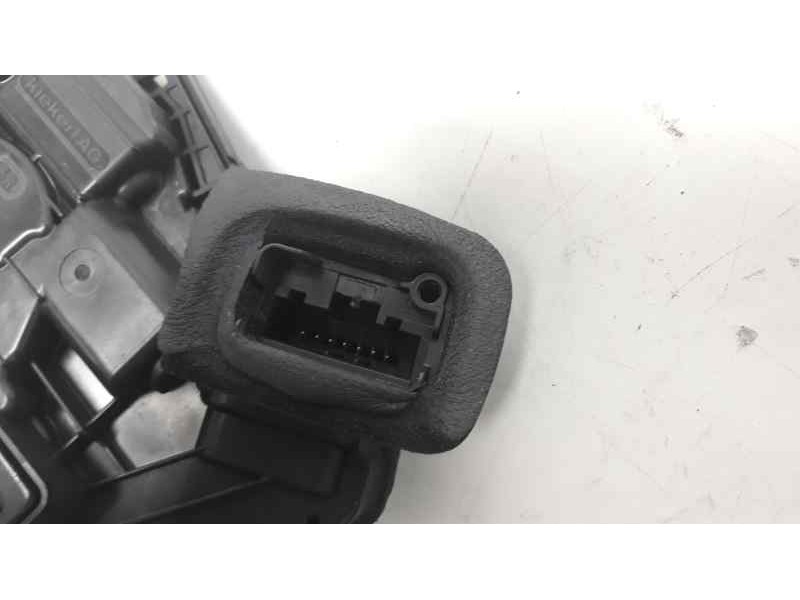 Recambio de cerradura puerta trasera derecha para skoda rapid ambition referencia OEM IAM 5E0839016A  