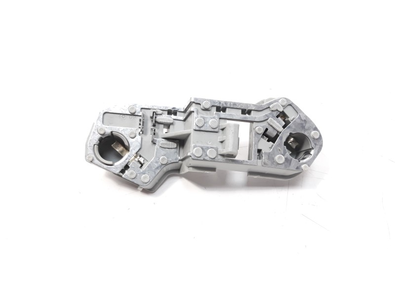 Recambio de portalamparas para volvo c30 2.0 d momentum referencia OEM IAM 27712102  