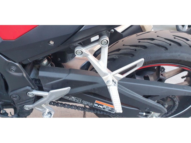 Recambio de estribera izquierda para honda cbr 500r cbr 500 r referencia OEM IAM 50712MGSD30  