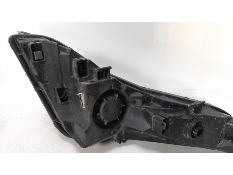 Recambio de piloto delantero izquierdo para hyundai tucson referencia OEM IAM 92207N7050  